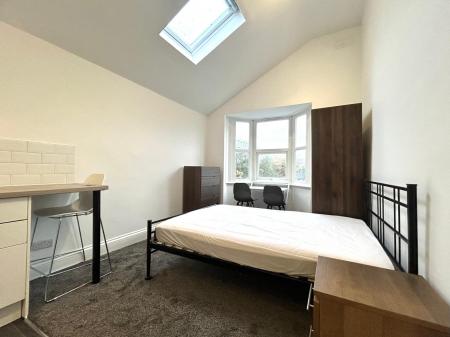 1 bedroom Flat to let in Barnardo Road, St Leonards, Exeter, EX2