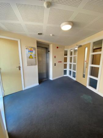 2 bedroom Flat to let in Richmond Court, Exeter, EX4