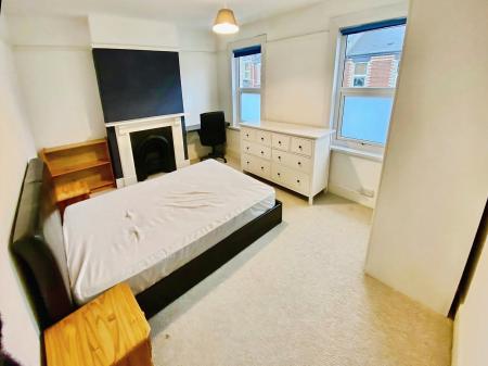 3 bedroom Terraced House to let in Baker Street, Heavitree, Exeter, EX2