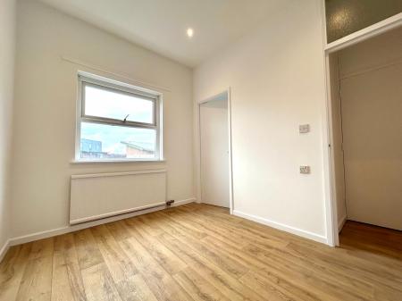2 bedroom Flat to let in Sidwell Street, Central, Exeter, EX4