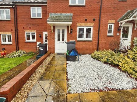 2 bedroom Terraced House to let in St. Michaels Way, Cranbrook, EX5