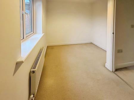 2 bedroom Terraced House to let in St. Michaels Way, Cranbrook, EX5