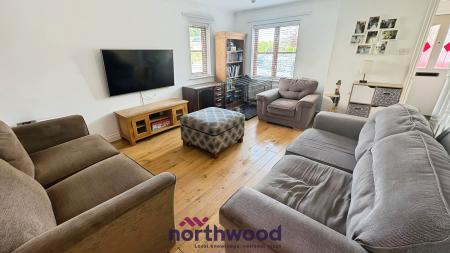 3 bedroom Detached house to let in Slanns Meadow, Newton Abbot, TQ12