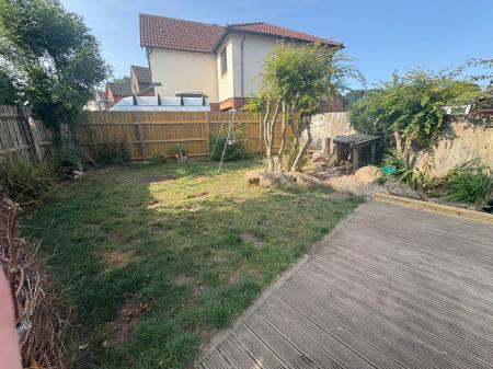 3 bedroom Detached house to let in Slanns Meadow, Newton Abbot, TQ12