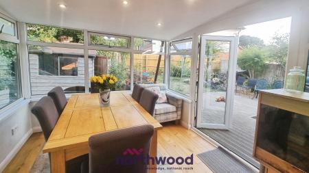 3 bedroom Detached house to let in Slanns Meadow, Newton Abbot, TQ12