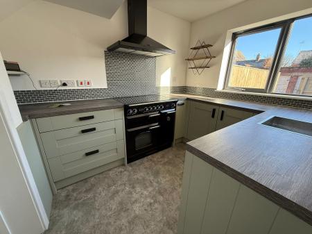 3 bedroom Terraced House to let in Princes Street North, Alphington, Exeter, EX2