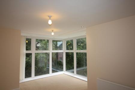 4 bedroom Semi-detached house to let in Meadow Lane, Cranbrook, EX5