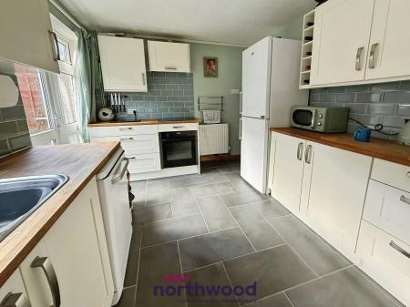 3 bedroom Semi-detached house for sale in Moorland Way, Exeter, EX4