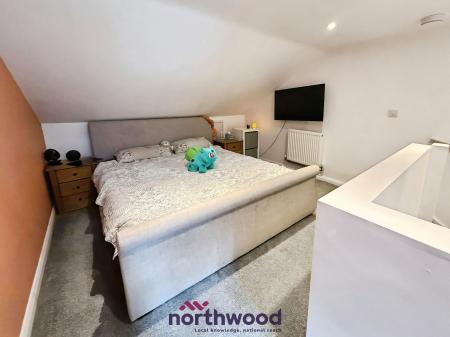 3 bedroom Semi-detached house for sale in Moorland Way, Exeter, EX4