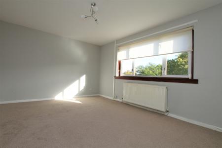 2 bedroom Flat for sale in Irving Court, Camelon, FK1