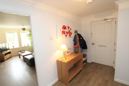 2 bedroom Apartment for sale in Robert Breton Court, Larbert, FK5