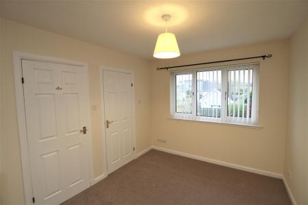 4 bedroom Detached house for sale in Fowler Crescent, Denny, FK6