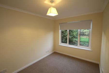 4 bedroom Detached house for sale in Fowler Crescent, Denny, FK6