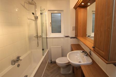 4 bedroom Detached house for sale in Fowler Crescent, Denny, FK6