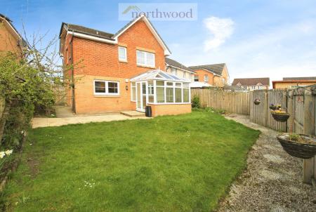 3 bedroom Detached house for sale in Kennedy Way, Airth, FK2