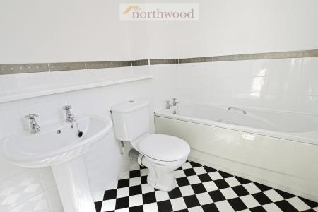 3 bedroom Detached house for sale in Kennedy Way, Airth, FK2