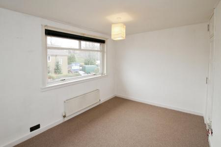 3 bedroom Terraced House for sale in Ladeside Crescent, Stenhousemuir, FK5