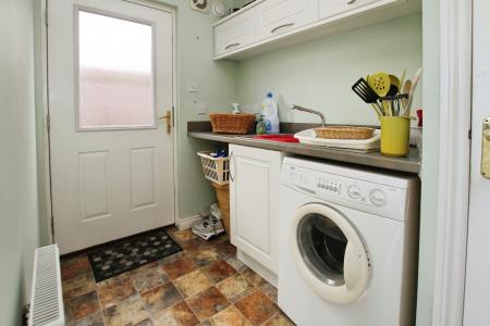 3 bedroom Detached house for sale in Leny Crescent, Lionthorn, Falkirk, FK1