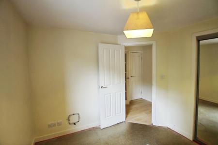 2 bedroom Flat for sale in Woodside Court, Falkirk, FK1