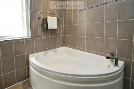 4 bedroom Detached house for sale in McCowan Crescent, Kinnaird Village, Larbert, FK5