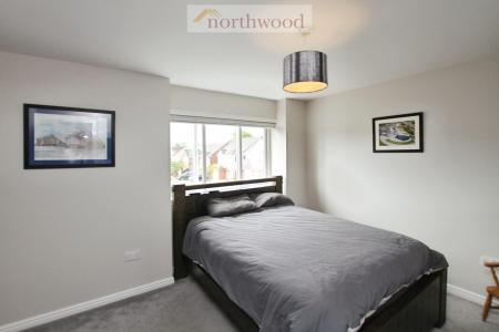 4 bedroom Detached house for sale in McCowan Crescent, Kinnaird Village, Larbert, FK5