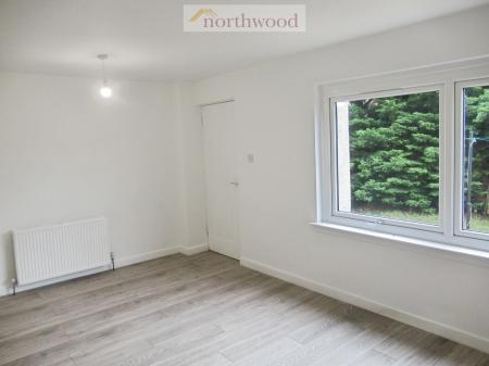 2 bedroom End of terrace house for sale in Annan Court, Falkirk, FK1