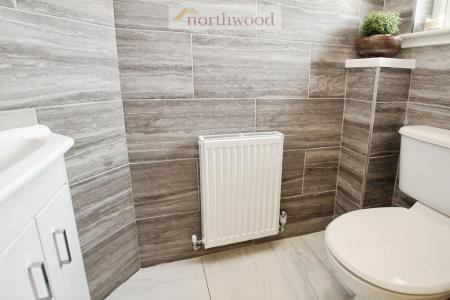 3 bedroom Semi-detached house for sale in Ardgay Drive, Stirlingshire, Bonnybridge, FK4