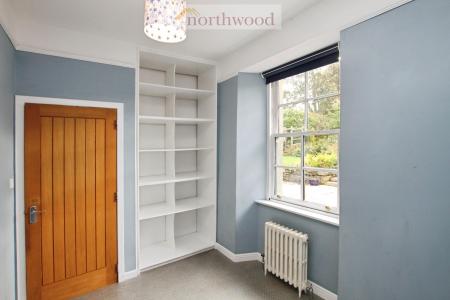 5 bedroom Semi-detached house to let in Bluestone, Linlithgow, West Lothian, EH49