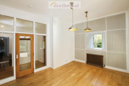 5 bedroom Semi-detached house to let in Bluestone, Linlithgow, West Lothian, EH49