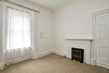 3 bedroom Semi-detached house to let in Kerse Lane, Falkirk, FK1