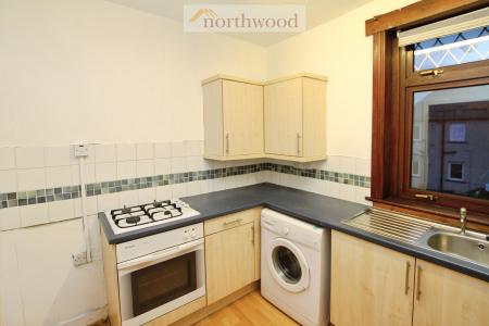 2 bedroom Flat for sale in Newtown, Bo'ness, West Lothian, EH51