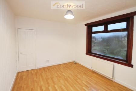 2 bedroom Flat for sale in Newtown, Bo'ness, West Lothian, EH51