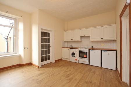 1 bedroom Flat to let in Thornhill Road, Falkirk, FK2