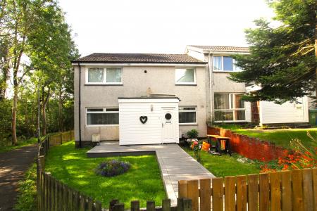 2 bedroom Flat to let in Hazel Road, Banknock, FK4