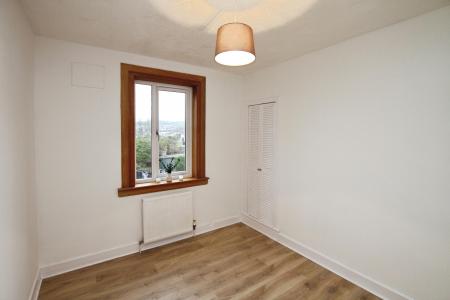 2 bedroom Flat for sale in Lothian Street, Bo'ness, West Lothian, EH51