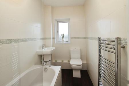 2 bedroom Flat for sale in Lothian Street, Bo'ness, West Lothian, EH51
