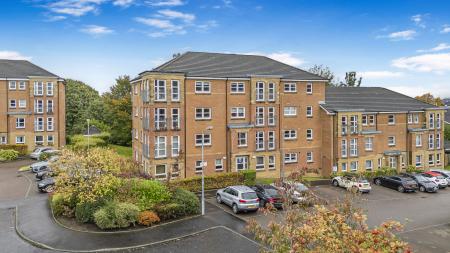 2 bedroom Flat for sale in St. Helens Gardens, Shawlands