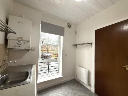 2 bedroom Flat to let in Thistle Terrace, New Gorbals