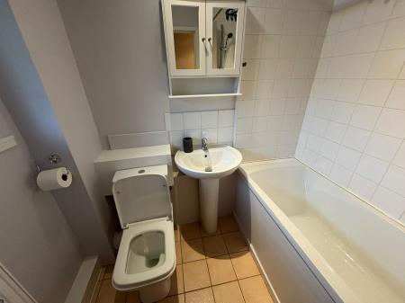 1 bedroom Flat to let in Princes Place, Hyndland, Glasgow, G12