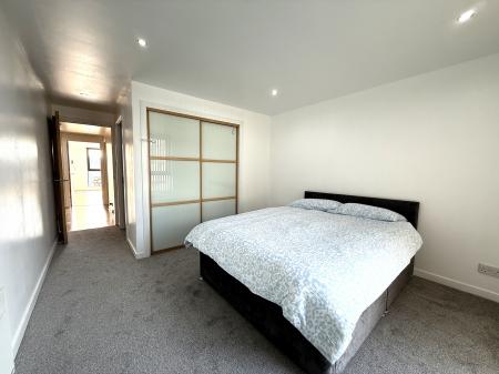 2 bedroom Flat to let in Stobcross Street, Finnieston