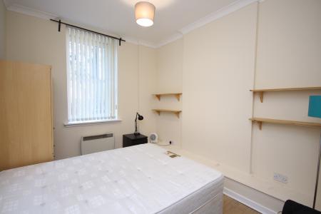 1 bedroom Flat to let in Duke Street, Dennistoun