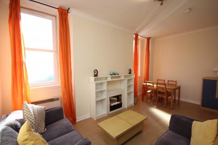 1 bedroom Flat to let in Duke Street, Dennistoun