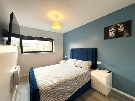 2 bedroom Flat to let in Carrick Quay, Clyde Street, Waterfront