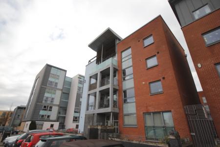 Errol Gardens, New Gorbals, Glasgow, G5