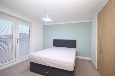 2 bedroom Flat to let in Craigend Circus, Knightswood