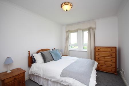 3 bedroom Flat to let in Ashwood Gardens, Jordanhill