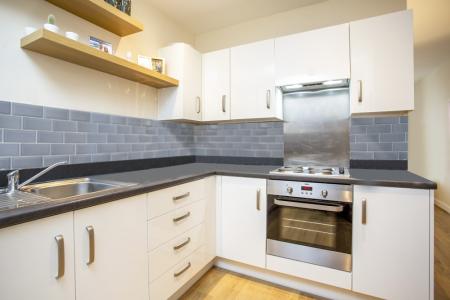 2 bedroom Apartment for sale in 21 Ladysmith Road, Wealdstone, Harrow, HA3
