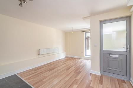 1 bedroom Apartment for sale in Columbia Avenue, Edgware, HA8