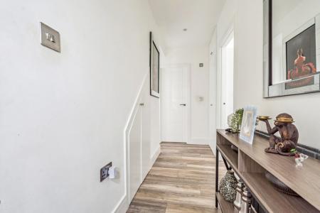 3 bedroom Flat for sale in Kenton Lane, Harrow Weald, Harrow, HA3