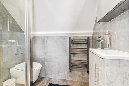 3 bedroom Flat for sale in Kenton Lane, Harrow Weald, Harrow, HA3